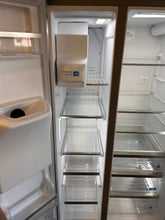 Frigidaire Gallery 25.6-cu ft Side-by-Side Refrigerator with Ice Maker, Water and Ice Dispenser (Fingerprint Resistant Stainless Steel) ENERGY STAR! (BRAND NEW - MINOR SCRATCH/BLEMISH ON BOTTOM OF DOOR - MISSING HANDLES!