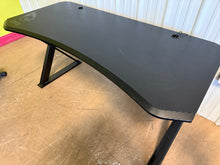 DPS Radius 60” Gaming Desk! (USED - SCRATCHED/CHIPPED FROM SHIPPING!)