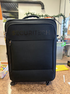 Securitech by Delsey, Vanguard 24" Checked Softside Spinner Luggage Black!! BRAND NEW!!