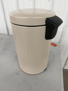 Brabantia NewIcon 3.2 Gal. (12 l) Soft Beige Step On Trash Can!! NEW(MINOR DENT FROM SHIPPING)!!
