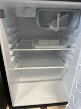 Magic Chef 2.6 cu. ft. Mini Fridge in Black, ENERGY STAR! (BRAND NEW - MINOR DENTS)