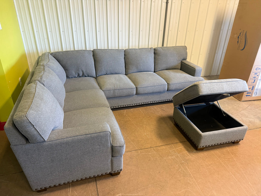 Thomasville Emilee Fabric Sectional with Storage Ottoman!! DEPARTMENT STORE RETURN, VERY CLEAN(PLEASE READ DESCRIPTION)!!