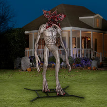 Life Sized Netflix Stranger Things Animated Giant 7.5 Foot Tall Demogorgon! (NEW IN BOX)

-Brand new in the box