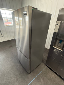 Frigidaire Counter-Depth 17.6-cu ft 3 -Door French Door Refrigerator with Ice Maker ( Fingerprint-Resistant Stainless Look ) ENERGY STAR Certified!! BRAND NEW(SCRATCH & DENT)!!