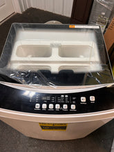 BLACK+DECKER BPW30MW 3.0 cu. ft. Portable Washing Machine, Transparent Lid & LED Display! (NEW OUT OF BOX)