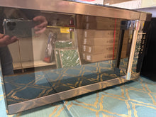 Hamilton Beach 1.1 cu ft Countertop Microwave Oven in Stainless Steel! (USED)