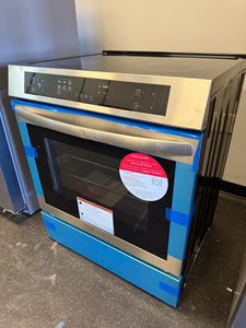 Frigidaire 30-in 4 Burners 5.3-cu ft Convection Oven Slide-in Single Induction Range (Stainless Steel)! (NEW - DENTED)