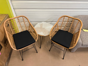 Winado 3-Piece Wicker Outdoor Bistro Set with Transparent Glass Table and Chair Seat Cushion! (NEW & ASSEMBLED)