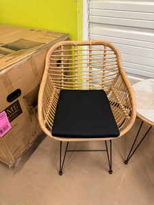 Winado 3-Piece Wicker Outdoor Bistro Set with Transparent Glass Table and Chair Seat Cushion! (NEW & ASSEMBLED)
