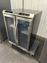 Avanti 24 in. 19-Bottle Wine & Beverage Cooler! (NEW - MINOR DENTS)