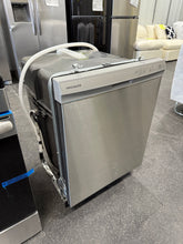 Frigidaire 24 in Front Control Built-In Tall Tub Dishwasher in Stainless Steel with 4-cycles and DishSense Sensor Technology! (NEW - MISSING OUTER COVER - MISSING BOTTOM TRIM COVER)