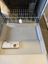 Frigidaire Smart 24-in Front Control Built-in Dishwasher ( Stainless steel ) , 62-Decibel Standard Sound Level! (NEW)