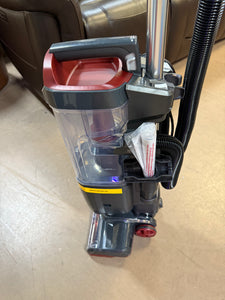 Shark Navigator Swivel Pro Upright Vacuum! (USED - VERY CLEAN!)