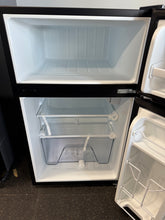 Whirlpool 3.1 cu ft Mini Refrigerator
Stainless Steel WH31S1E! (New, Minor Dent From Shipping!)