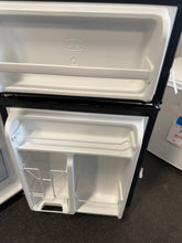 Whirlpool 3.1 cu ft Mini Refrigerator
Stainless Steel WH31S1E! (New, Minor Dent From Shipping!)