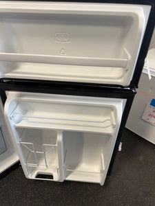 Whirlpool 3.1 cu ft Mini Refrigerator
Stainless Steel WH31S1E! (New, Minor Dent From Shipping!)