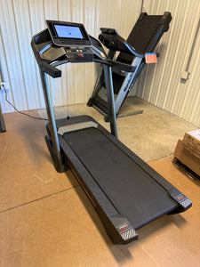 ProForm Pro 5000 Treadmill! (USED - WORKS GREAT!)