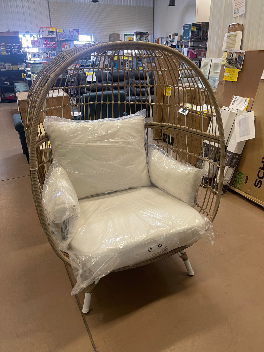 Southport Steel Egg Patio Chair!! BRAND NEW!!