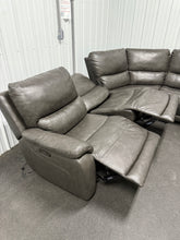 Wylder Leather Power Reclining Sectional with Power Headrests! (DEPARTMENT STORE RETURN - GREAT CONDITION - TWO CHAIRS HAVE RUB MARKS)