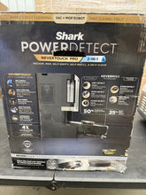 Shark Power Detect 2-in-1 Robot Vacuum and Mop with NeverTouch Pro Base!! NEW IN BOX!!