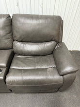 Wylder Leather Power Reclining Sectional with Power Headrests! (DEPARTMENT STORE RETURN - GREAT CONDITION - TWO CHAIRS HAVE RUB MARKS)