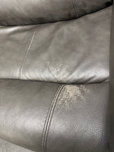 Wylder Leather Power Reclining Sectional with Power Headrests! (DEPARTMENT STORE RETURN - GREAT CONDITION - TWO CHAIRS HAVE RUB MARKS)