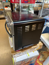 Cuisinart Air Fryer Toaster Oven: TOA-55WM, Stainless Steel, 1800W, Nonstick, Timer, Recipes Included!! BRAND NEW(MINOR SCRATCH ON TOP)!!