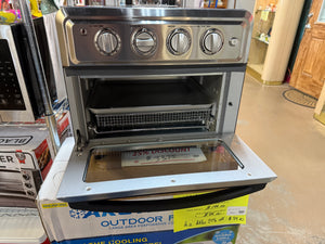Cuisinart Air Fryer Toaster Oven: TOA-55WM, Stainless Steel, 1800W, Nonstick, Timer, Recipes Included!! BRAND NEW(MINOR SCRATCH ON TOP)!!