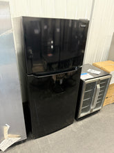 Frigidaire 30 in. 18.3 cu. ft. Garage Ready Top Freezer Refrigerator in Black! (NEW - SCRATCH/DENT)