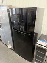 Frigidaire 30 in. 18.3 cu. ft. Garage Ready Top Freezer Refrigerator in Black! (NEW - SCRATCH/DENT)