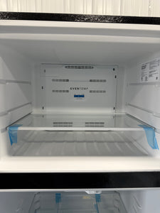 Frigidaire 30 in. 18.3 cu. ft. Garage Ready Top Freezer Refrigerator in Black! (NEW - SCRATCH/DENT)