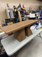 NEW & ASSEMBLED COFFEE TABLE — ONLY $119! 🔥

Check out this beautiful Modern Farmhouse Coffee Table!
