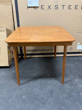Stakmore Folding Card Table, Fruitwood! (NEW)