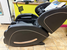 Zero Gravity Full Body Massage Chair with Heat Foot Rollers Bluetooth Audio and 5 Auto Modes! (NEW - MINOR DAMAGE ON SIDE)