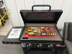 Char-Griller Flat Iron 3-Burner Outdoor Griddle Gas Grill with Lid in Black!! NEW AND ASSEMBLED (HOOD IS DENTED FROM SHIPPING)!!