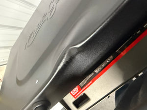 Char-Griller Flat Iron 3-Burner Outdoor Griddle Gas Grill with Lid in Black!! NEW AND ASSEMBLED (HOOD IS DENTED FROM SHIPPING)!!