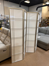 Roundhill Furniture Seto 4-Panel Room Divider Screen, Silver! (NEW - SMALL SCRATCH!)