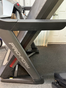 ProForm Pro 2000 Smart Treadmill with 10” HD Touchscreen Display! (USED ONCE - LIKE NEW - LIGHTLY DIRTY FROM SHIPPING)