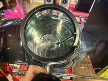Gourmia 6 Speed Wide Mouth Juice Extraction with Self-Clean: Stainless Steel Juicer, 800W, Dishwasher-Safe Parts!! VERY LIGHTLY USED, VERY CLEAN!!
