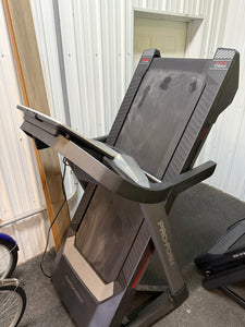 ProForm Pro 2000 Smart Treadmill with 10” HD Touchscreen Display! (USED ONCE - LIKE NEW - LIGHTLY DIRTY FROM SHIPPING)