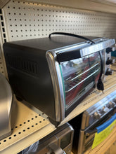 BLACK+DECKER 4 Slice Toaster Oven, Silver!! NEW OUT OF BOX!!