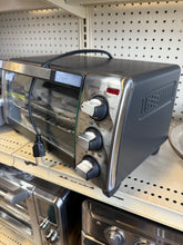 BLACK+DECKER 4 Slice Toaster Oven, Silver!! NEW OUT OF BOX!!