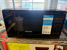 Kenmore 0.7 cu-ft Microwave - Black! (USED LIGHTLY - VERY CLEAN - MINOR DENT!