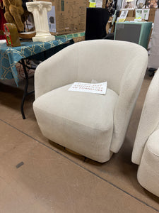 Henredon Murphy Swivel Boucle Chair! (NEW - MINOR SPOTS ON CHAIR!)