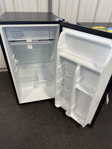 Whirlpool 3.3 cu ft Refrigerator Black!! (BRAND NEW)