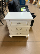 Annie 3-Drawer Nightstand in White!! BRAND NEW!!