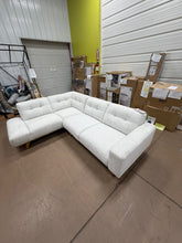NEW SECTIONAL — $599 AFTER AUTOMATIC 25% DISCOUNT! 

🦍NO SHIPPING

Stretch out on the Aiden & Ivy Aeva 2-piece sectional! This light gray, L-shaped sofa has a roomy chaise, tufted backs, sleek track arms, and light