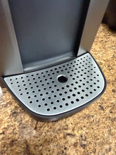 Keurig K-Elite Single-Serve K-Cup Pod Coffee Maker with Iced Coffee Setting! (USED - CLEAN)