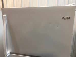 Whirlpool 18.2-cu ft Top-Freezer Refrigerator (White)! (NEW - SCRATCH/DENT)
