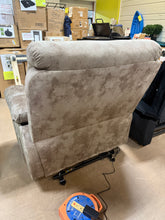 42.7" Wide Oversize Microfiber Lift Assist Reclining Chair with Massage Heating & Dual Hidden Cupholders & USB & Side Pocket!! BRAND NEW!!